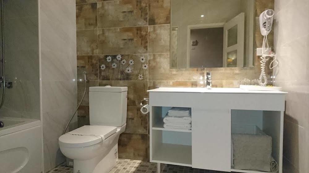 Boston Hotel Цзяи Экстерьер фото